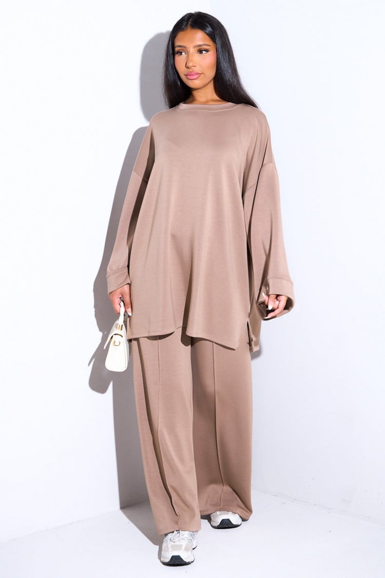 Comfy co-ord set met lange top en oversized broek